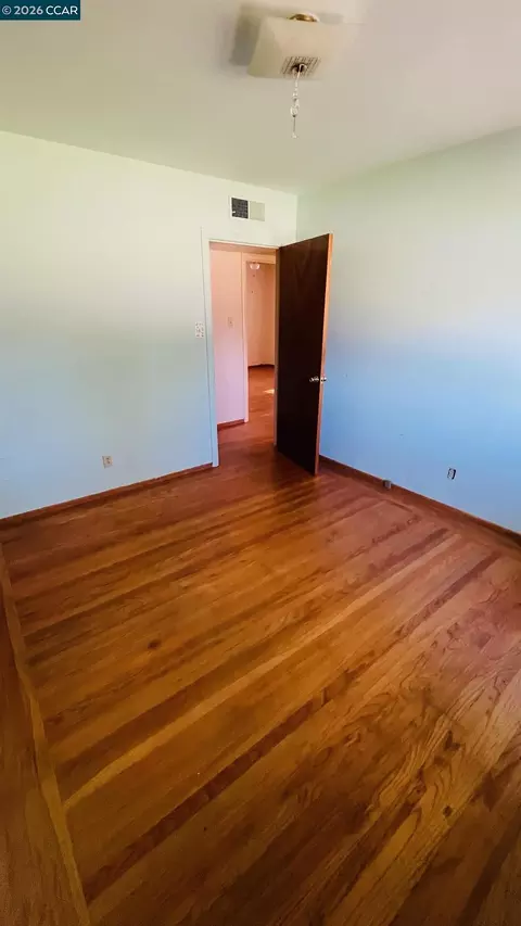 Bedroom - 2085 Acwron Dr, Red Bluff, CA 96080 photo 10 of 10