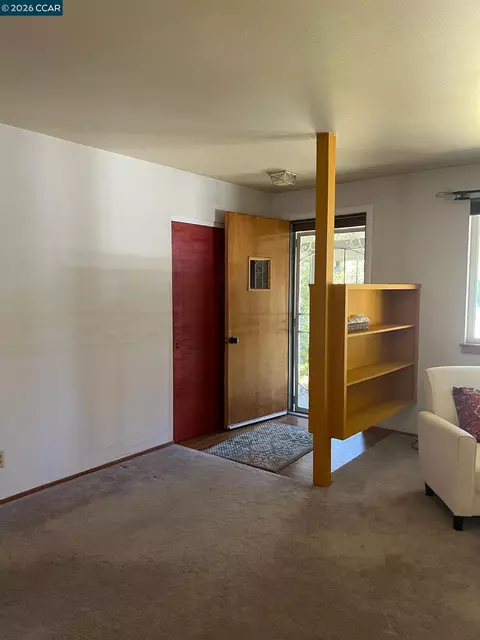 Entry Way - 2085 Acwron Dr, Red Bluff, CA 96080 photo 1 of 3