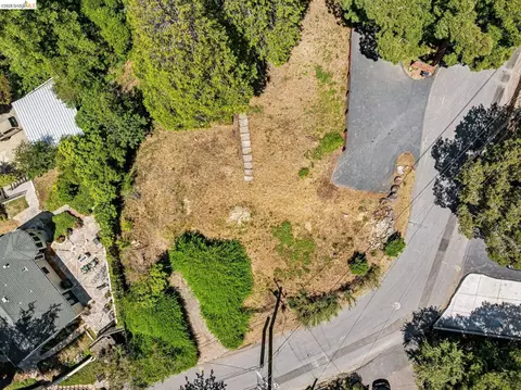 0 Aspinwall Dr, Oakland, CA 94611