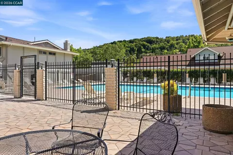 Exterior - 143 Miramonte Dr, Moraga, CA 94556 photo 8 of 10