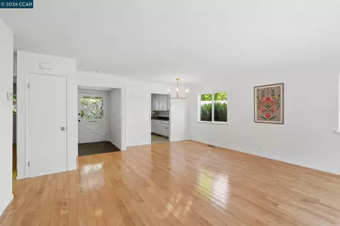 Living - 143 Miramonte Dr, Moraga, CA 94556 photo 4 of 6