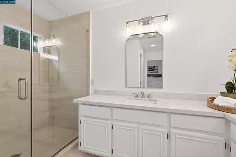 Bath - 124 Coralflower Ln, San Ramon, CA 94582 photo 1 of 4