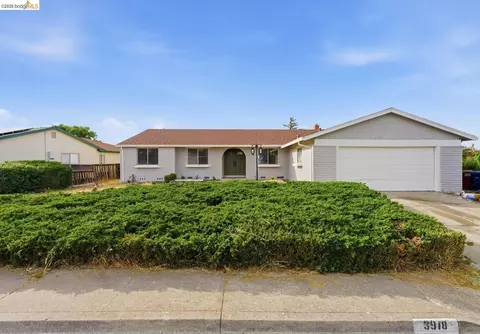 3918 Chatworth St, Pittsburg, CA 94565