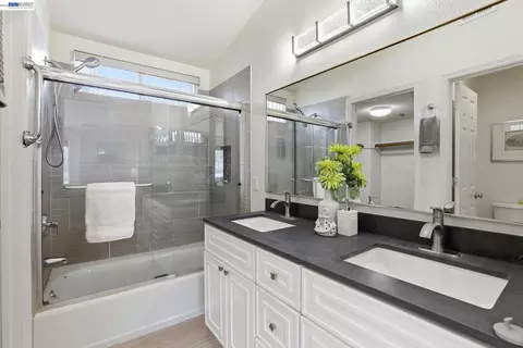 Bath - 7318 Bower Ln, Dublin, CA 94568 photo 2 of 5