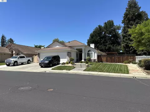425 Beverly St, Livermore, CA 94550