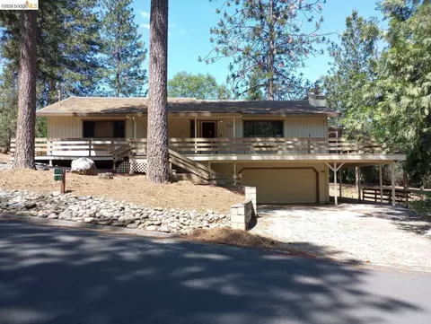 19733 Butler Way, Groveland, CA 95321