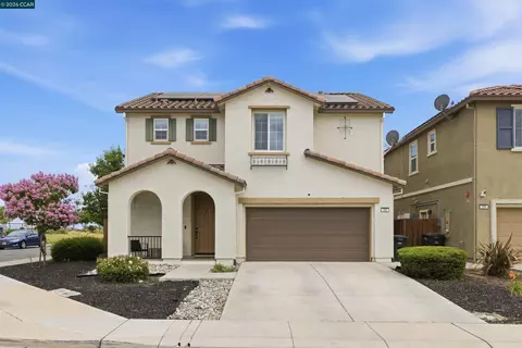 300 Coolcrest Dr, Oakley, CA 94561