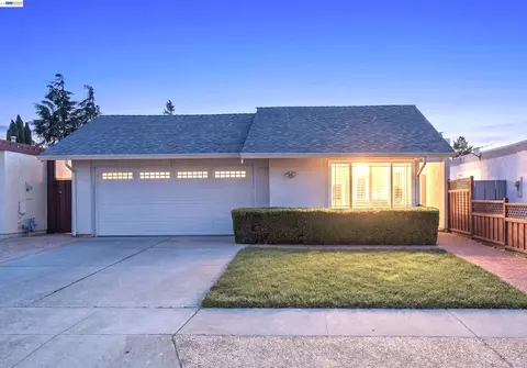 36719 Port Tidewood St, Newark, CA 94560