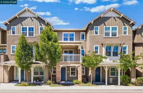 205 Plum Tree St, Livermore, CA 94551