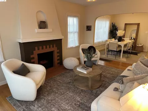 Living - 2426 West St, Berkeley, CA 94702 photo 2 of 5