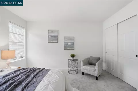 Bedroom - 5209 Arden Way, Carmichael, CA 95608 photo 3 of 6