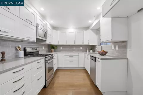 Kitchen - 5209 Arden Way, Carmichael, CA 95608 photo 5 of 5