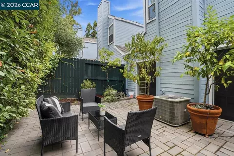 Exterior - 5209 Arden Way, Carmichael, CA 95608 photo 6 of 16