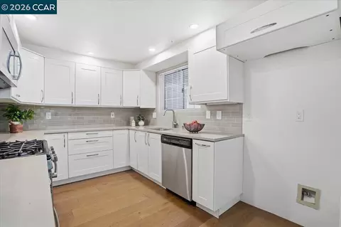 Kitchen - 5209 Arden Way, Carmichael, CA 95608 photo 2 of 5