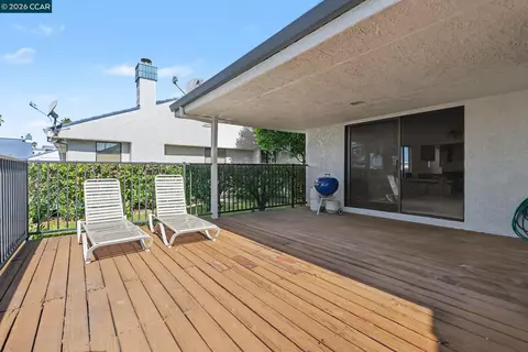Exterior - 5762 Cutter Loop, Discovery Bay, CA 94505 photo 7 of 7