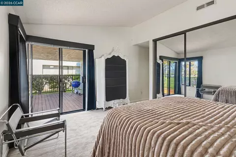 Bedroom - 5762 Cutter Loop, Discovery Bay, CA 94505 photo 2 of 5