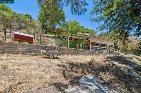 Exterior - 486 Butterfield Pl, Moraga, CA 94556 photo 20 of 26