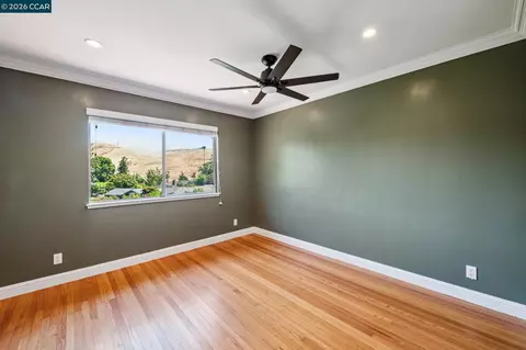 Bedroom - 486 Butterfield Pl, Moraga, CA 94556 photo 1 of 8