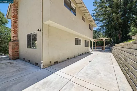 Exterior - 486 Butterfield Pl, Moraga, CA 94556 photo 13 of 26