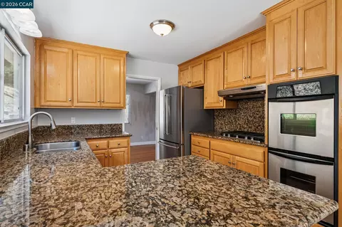 Kitchen - 486 Butterfield Pl, Moraga, CA 94556 photo 5 of 5