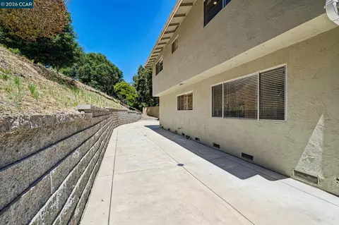 Exterior - 486 Butterfield Pl, Moraga, CA 94556 photo 14 of 26