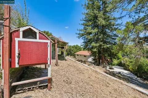 Exterior - 486 Butterfield Pl, Moraga, CA 94556 photo 25 of 26