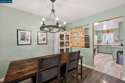 Dining - 1984 Ascot Dr #C, Moraga, CA 94556 photo 4 of 6