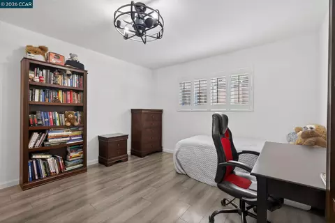 Bedroom - 1984 Ascot Dr #C, Moraga, CA 94556 photo 7 of 7
