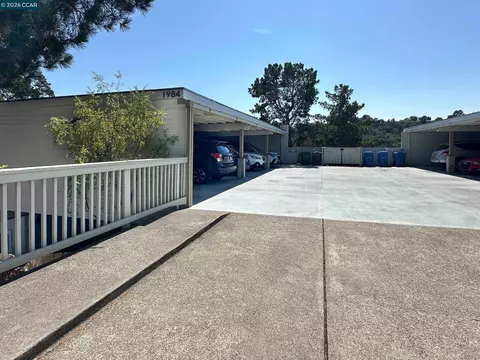 Exterior - 1984 Ascot Dr #C, Moraga, CA 94556 photo 5 of 9