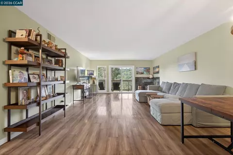 Living - 1984 Ascot Dr #C, Moraga, CA 94556 photo 1 of 6