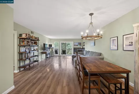 Dining - 1984 Ascot Dr #C, Moraga, CA 94556 photo 5 of 6