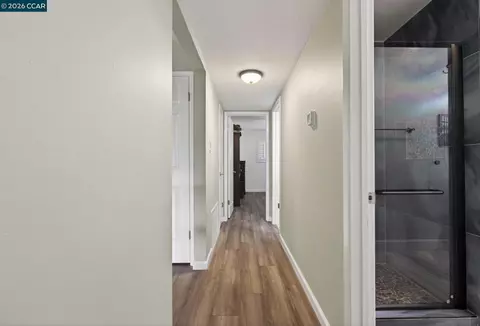 Entry Way - 1984 Ascot Dr #C, Moraga, CA 94556 photo 3 of 5