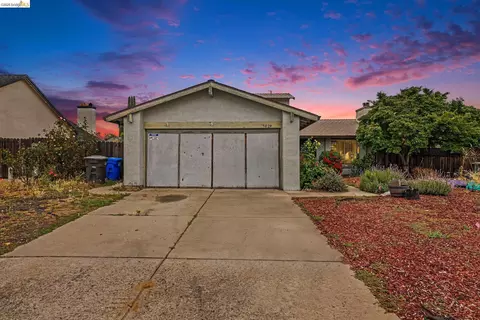 5029 Teakwood Dr, Oakley, CA 94561