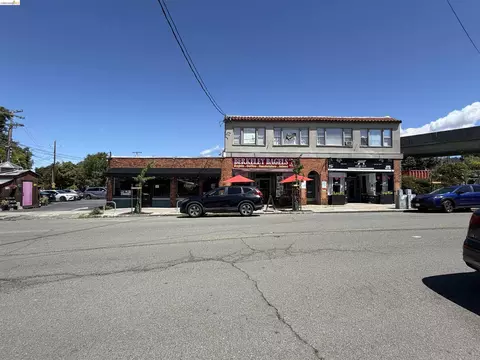 Exterior - 1313 Curtis St, Berkeley, CA 94702 photo 9 of 10