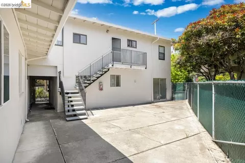 Exterior - 1313 Curtis St, Berkeley, CA 94702 photo 7 of 10