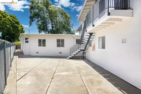Exterior - 1313 Curtis St, Berkeley, CA 94702 photo 8 of 10
