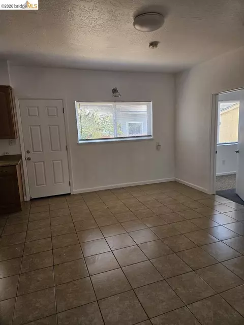 Living - 1804 Derby St, Berkeley, CA 94703 photo 1 of 2