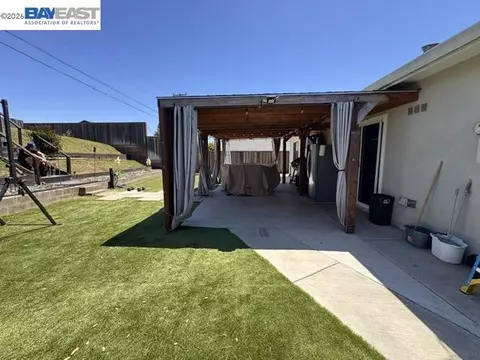 474 La Jolla St, Vallejo, CA 94591 photo 5