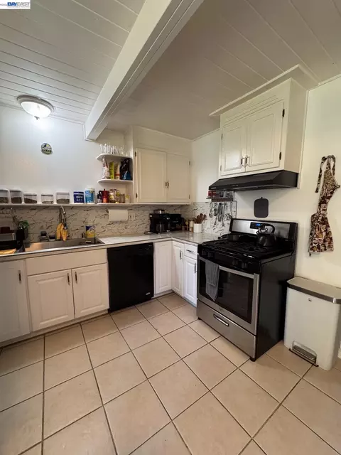 474 La Jolla St, Vallejo, CA 94591 photo 7