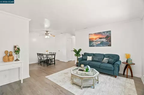 1005 Mohr Ln #4, Concord, CA 94518
