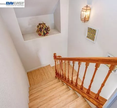 Entry Way - 7 Cliff Walk, Vallejo, CA 94591 photo 1 of 1