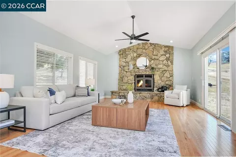 Living - 4161 Leon Dr, Clayton, CA 94517 photo 2 of 4