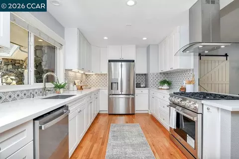 Kitchen - 4161 Leon Dr, Clayton, CA 94517 photo 2 of 5
