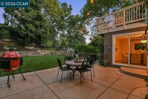 Exterior - 261 Appalachian Dr, Martinez, CA 94553 photo 12 of 22