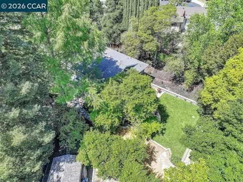 View/Area - 261 Appalachian Dr, Martinez, CA 94553 photo 2 of 5
