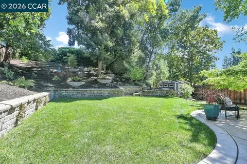 Exterior - 261 Appalachian Dr, Martinez, CA 94553 photo 8 of 22
