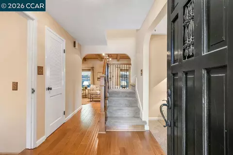 Entry Way - 261 Appalachian Dr, Martinez, CA 94553 photo 1 of 3
