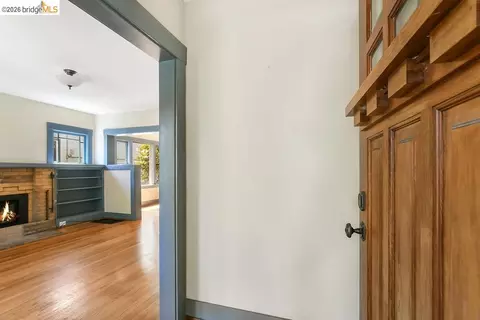 Entry Way - 2418 Jefferson Ave, Berkeley, CA 94703 photo 1 of 2
