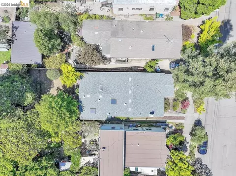 View/Area - 2418 Jefferson Ave, Berkeley, CA 94703 photo 2 of 4