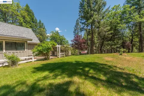 Exterior - 891 Salt Flat Rd, Lewiston, CA 96052 photo 17 of 18
